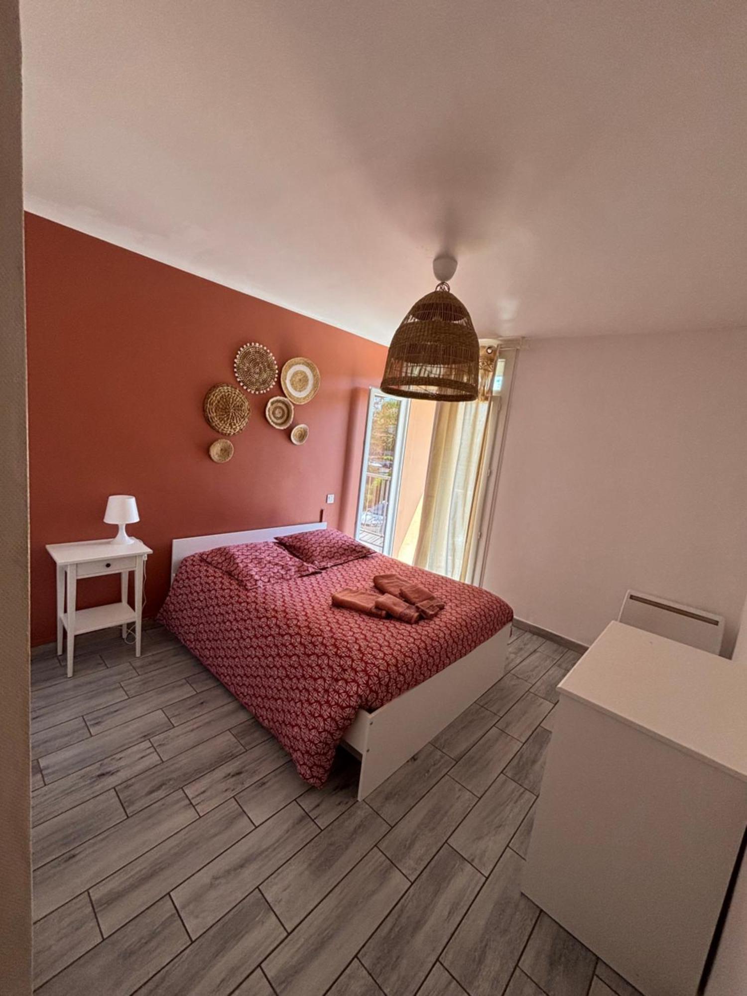Le Cocon D'Oce - Wifi, Parking, Arrivee Autonome, A 15 Minutes De La Plage Béziers Esterno foto